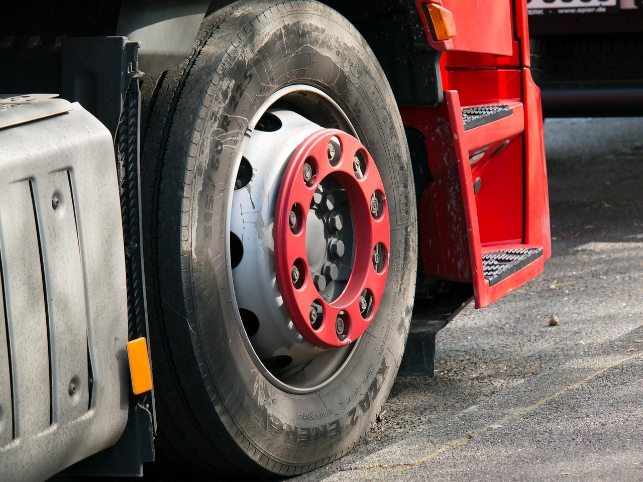 lorry tyre